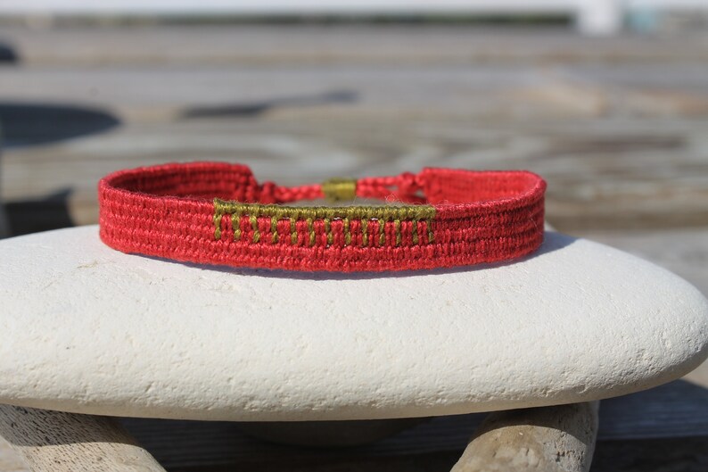 Handwoven bracelet-Minimal design-one color base color options image 2