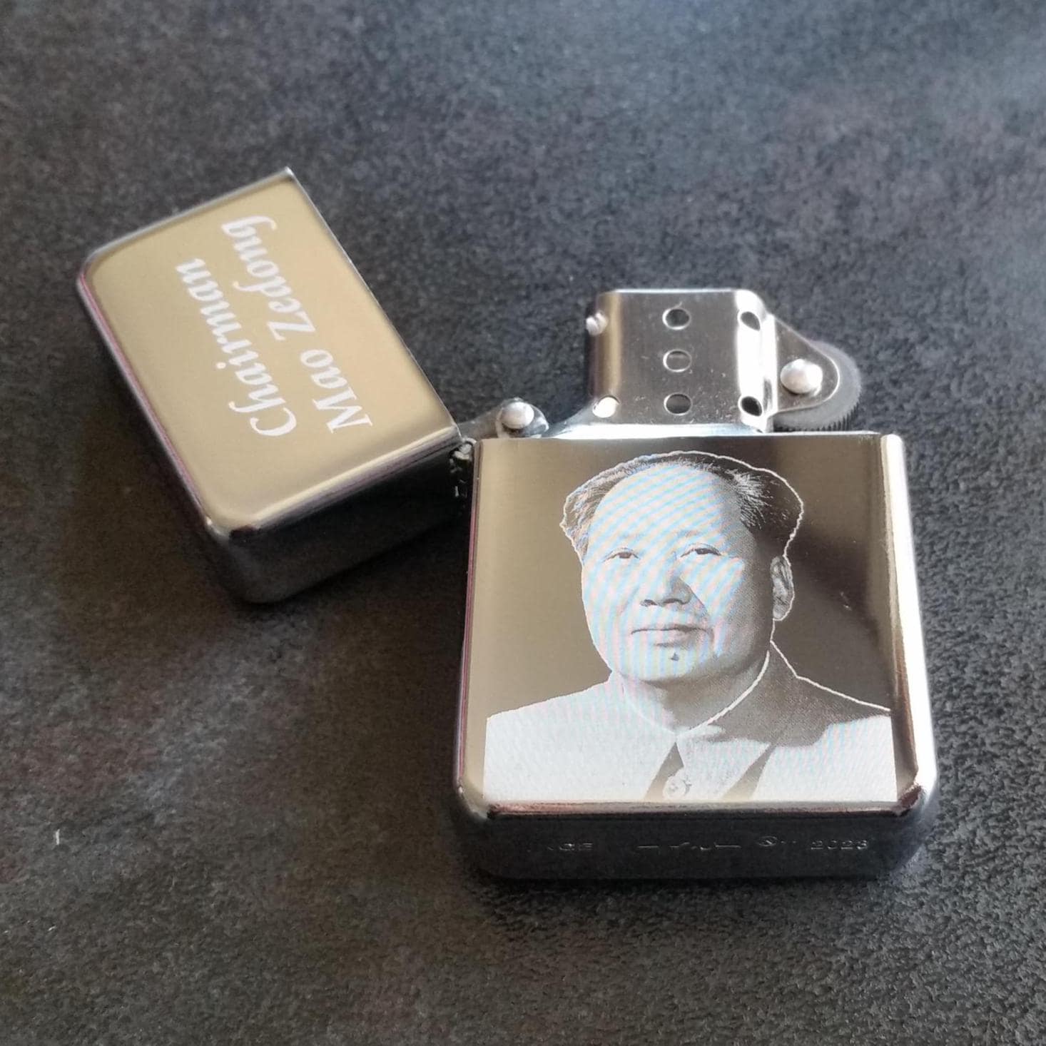 chairman mao cigarette lighter The still works.. found in Taiwan 2001 Mao Zedong Musical Lighter |