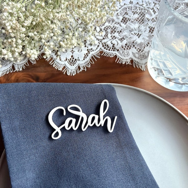 Personalized wedding place table charm, Name charm, Acrylic cursive name, formal dinner name card, Guest names weddings place cards, white