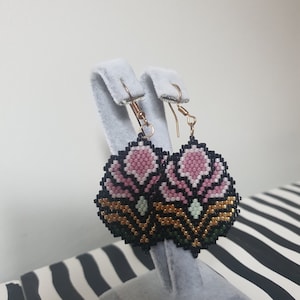 Handmade earrings made with Miyuki beads, leaf-like, multi-coloured, handmade jewelry,