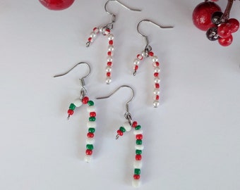 Candy cane earrings. Christmas earrings. Beaded candy cane earrings. Christmas gift. Winter festive jewelry. Dangle drop earrings.