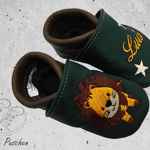 Personalized crawling shoes baby leather slippers made of genuine leather - handmade and embroidered - with lion