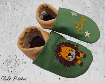 Personalized crawling shoes baby leather slippers made of genuine leather - handmade and embroidered - with lion