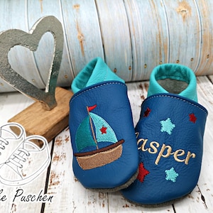 Crawling shoes with name - baby shoes with sailing boat - leather slippers for children - slippers for toddlers