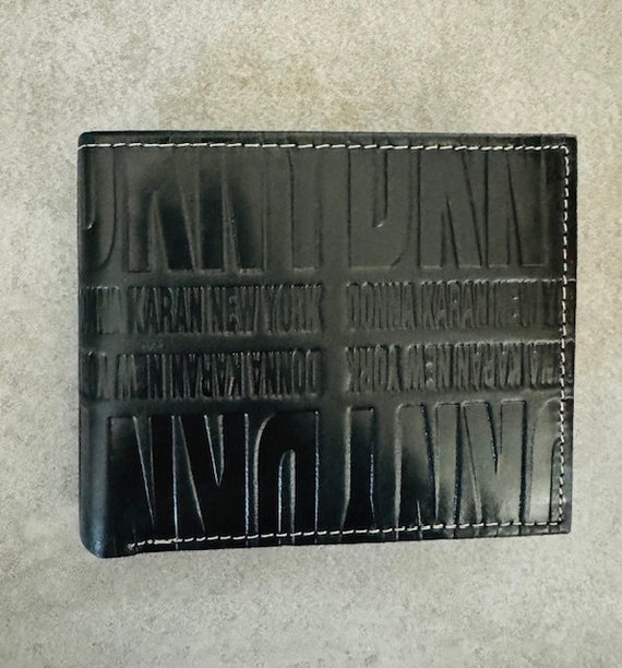 Leather wallet Brand DKNY Donna Karan New York - P