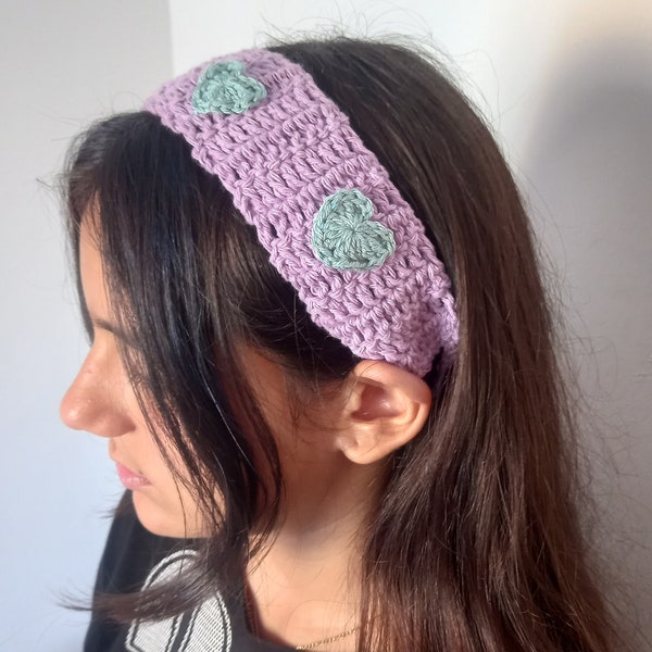 Bandeau violet Boho Crochet Hearts fait à la main. accessoires vintage pour adolescents