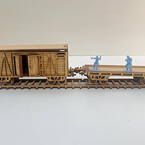 ワイルド ウェスト鉄道貨物ワゴンとフラットベッド ワゴン - 28 mm から 32 mm のウォーゲーム、ロールプレイ、ディスプレイ - レーザーカット ワゴン、レール、リフトオフ ルーフ