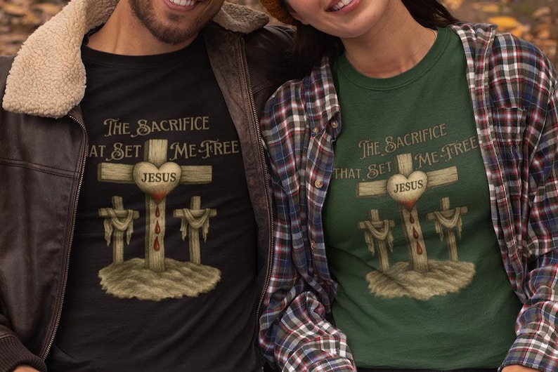 Christian Cross T-shirt: The Sacrifice That Set Me Free afbeelding 1