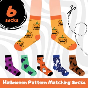 Puede incluir: Seis pares de calcetines con temática de Halloween con diferentes patrones. Los calcetines presentan calabazas, fantasmas, murciélagos, arañas y calaveras. El texto "6 calcetines" está escrito en un círculo negro.