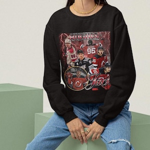 Jack Hughes-skjorta, vintage 90-tals tröja, New Jersey Devils, present till NHL Devils-fan, hockeydesign, klassisk grafisk present, unisex, begränsad upplaga bild 3