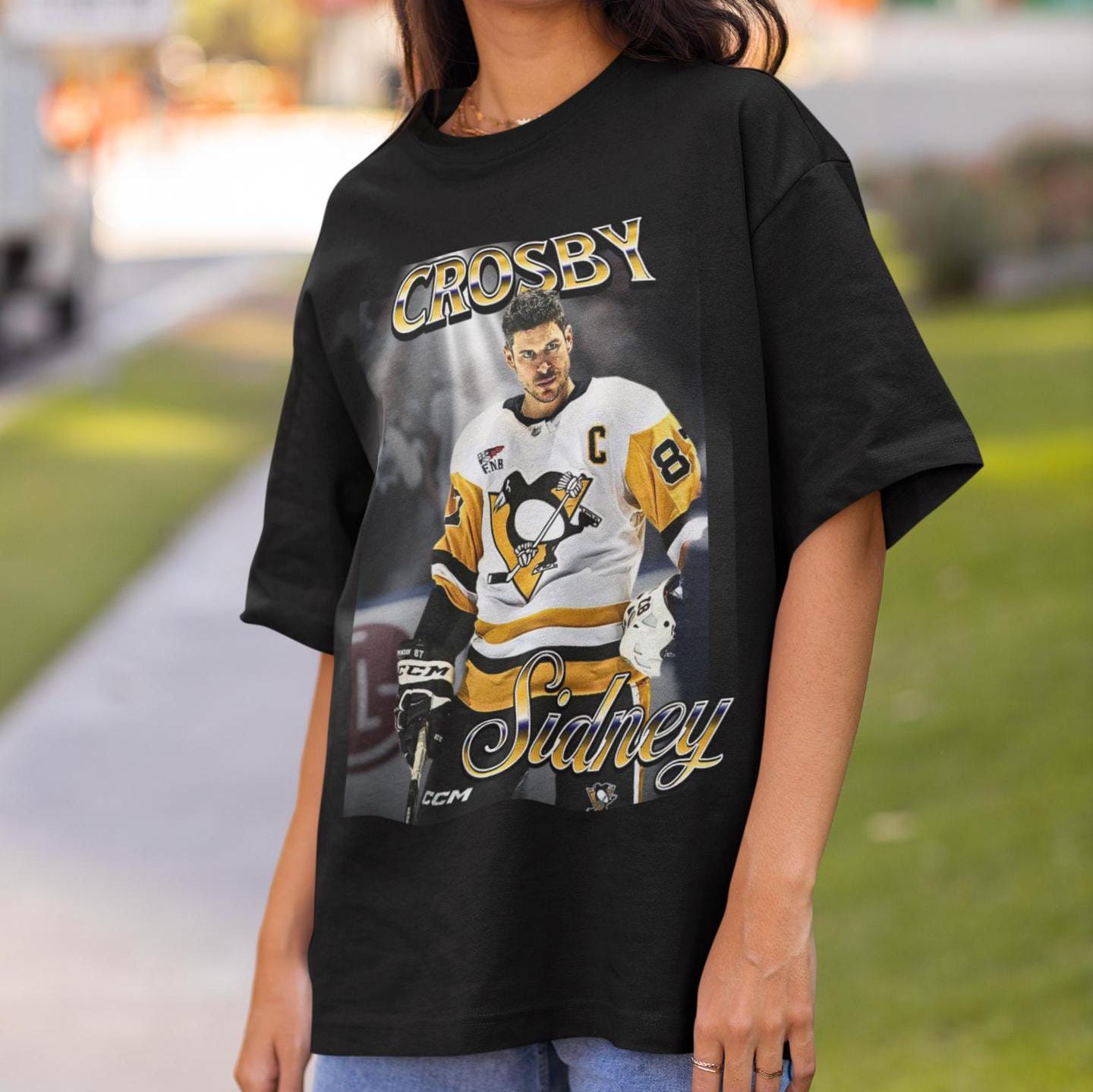 500 LEVEL Sidney Crosby 'Legend' Youth T-Shirt - Officially Licensed NHL Kids Shirt - View #3