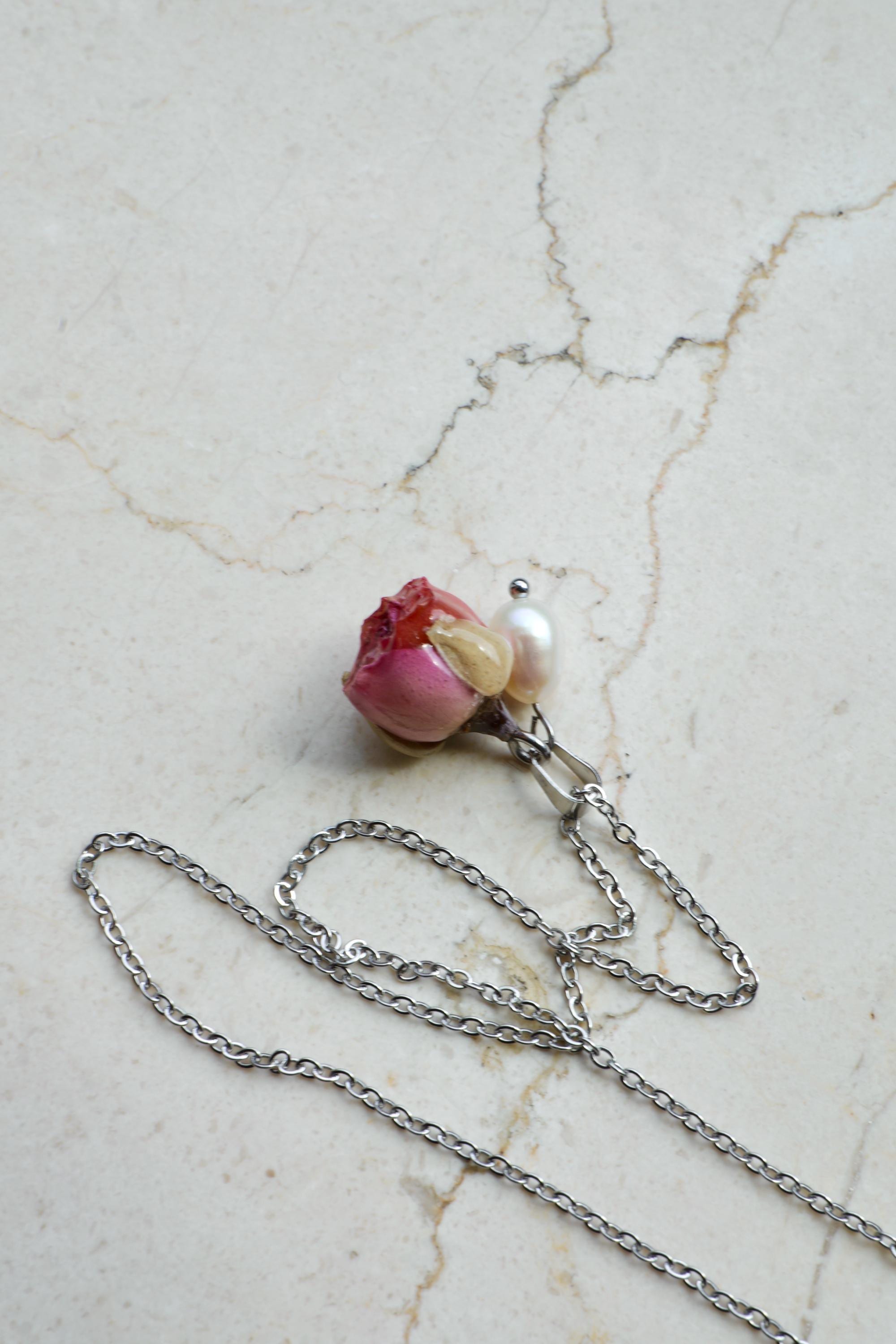 925 Silver Rose Pendant Necklace – Real Flower in Resin