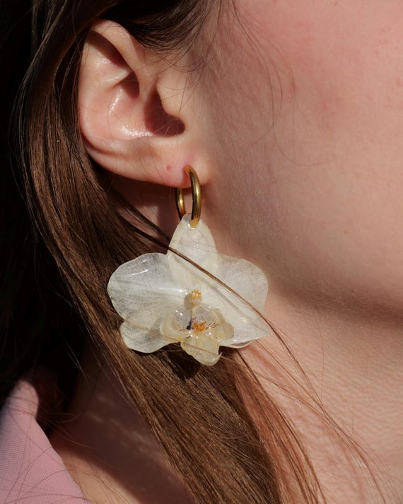 Real Orchid Choker Necklace Earring – 2-in-1 Resin Flower