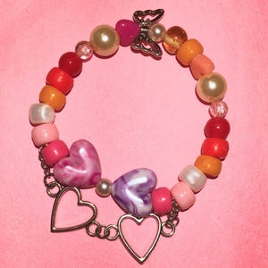 Subtle lesbian pride beaded bracelet 7.5 inches