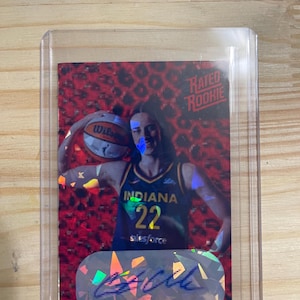 Caitlin Clark Auto bewertet Rookie Kundenspezifische Neuheit rote Schlangenhaut geknackt Eis Wnba Indiana Fieber Basketball Karte