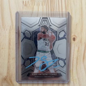Autographe de Karl Anthony Towns sur la carte Carte de basket-ball Auto Minnesota Timberwolves