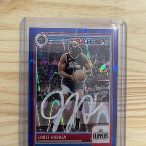 Tarjeta de baloncesto numerada y autógrafa de James Harden /99 Hoops Los Angeles Clippers y viene con certificado de autenticidad