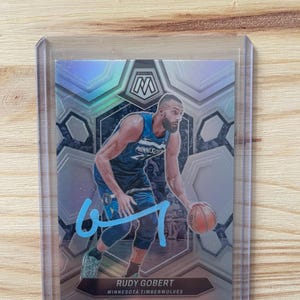 Rudy Gobert Autogramm auf Karte Auto silber Prizm Minnesota Timberwolves Basketball Karte