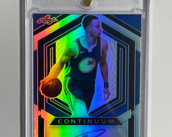 Stephen Curry Leaf Continuum (Facsimile Auto) Blue refractor (Novelty Reprint) Basketball Card.