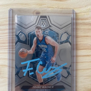 Franz Wagner Autogramm auf Karte Auto Magic Basketball Karte