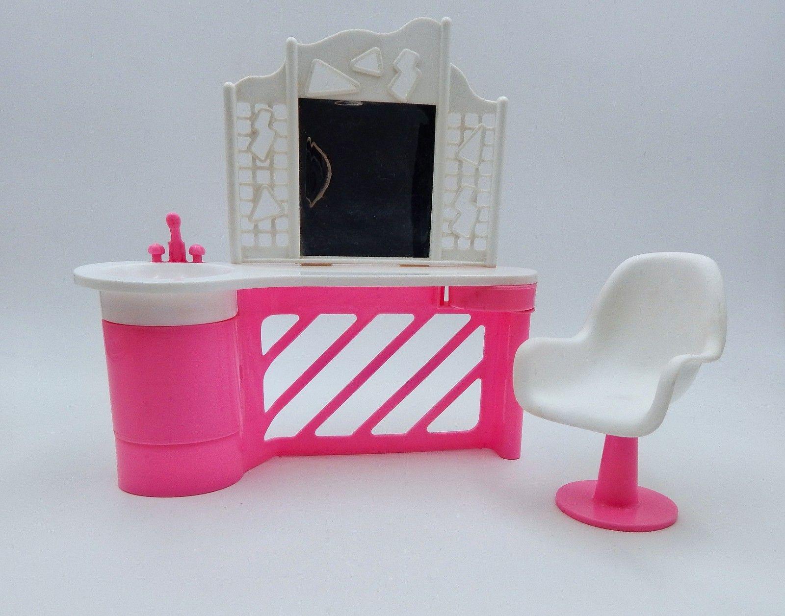 Barbie Salon Chair