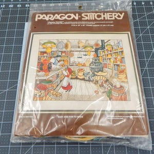 Paragon Stitchery Creative Penny Candy Crewel Needlecraft Kit 1981 Country Store