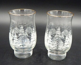 Arbys Promo Glass Tumbler Winter Christmas Libbey Etched Snow & Trees Gold S/2