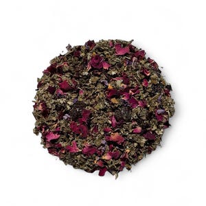 LIEBHABERTEE Bio-Kirsch-Rosen-Blau-Lotus-Blatt-Kräutermischung für Verbindung und Kreativität