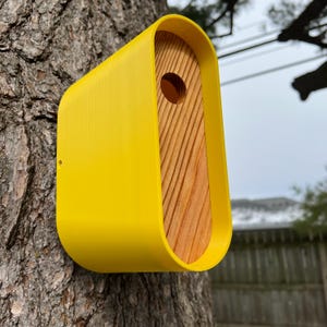 The Modern Birdhouse &quot;Casa para Ave&quot; In Yellow