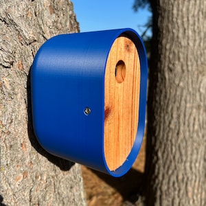 Nichoir bleu moderne