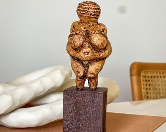Venus of Willendorf Statue, Paleolithic Art Figurine, Goddess of Fertility Sculpture, Museum Quality Replica, Historical Home Decor Gift