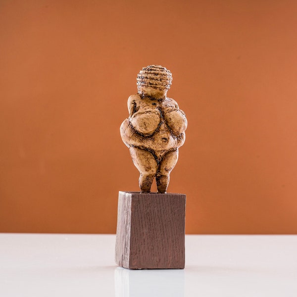 Venus von Willendorf Statue, altsteinzeitliche Kunstfigur, Museum Replik, Göttin der Fruchtbarkeit Skulptur, Muttertagsgeschenk, historisches Geschenk
