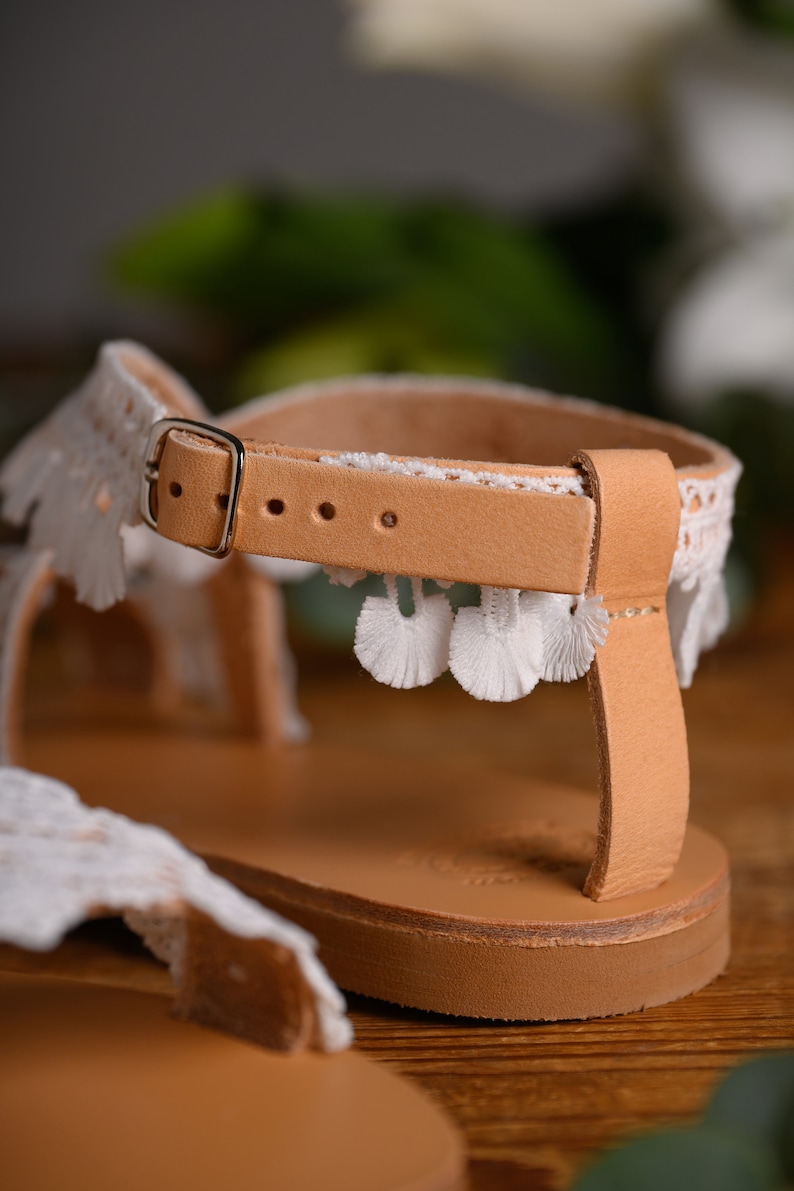 Boho Wedding Shoes, White Lace Flat Sandals, Leather Bridal Shoes, Beach Wedding, Bridal Sandals, AIRAM immagine 4