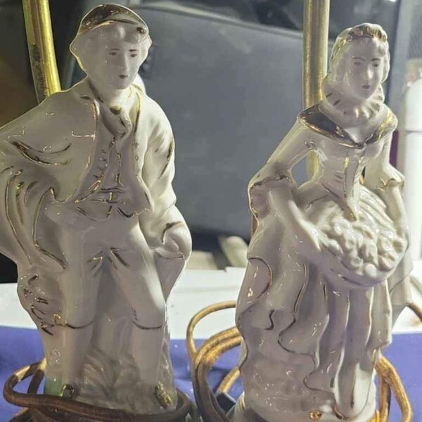 vintage Pair of Ceramic Figural Vanity/Boudoir Lamps Man & Woman Figurines ~All Original