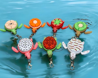 Op fruit geïnspireerde Fidget Turtle-sleutelhangers - klikbare schelpen - Leuk speelgoed voor stressverlichting