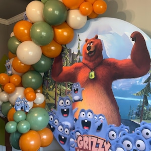 Grizzy & The Lemmings Party Backdrop – 5ft Round Fabric Cover (No Frame or Balloons)