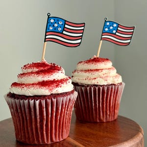 American Flag Cupcake Toppers: Patriotic Party Decorations
