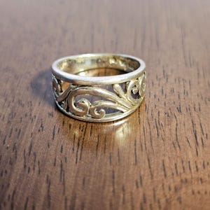 Vintage Sterling Silver Ornate Openwork Swirl Design Ring Size 7