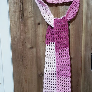 Free Rose Designs Shades Of Pink Crochet Scarf
