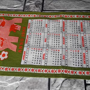 Vintage 1982 Tea Towel Calendar, Farmhouse Kitchen Decor, Retro Kitchen