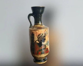 ギリシャの壺、尖底ミノア、クレタ島のイラクリオン博物館の複製