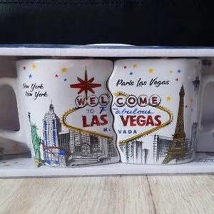 Collectible Las Vegas Mugs Set – Iconic Landmark Design, Original Gift Box