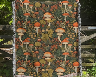 Mushroom Throw Blanket, Wildflower Witchy Fringe Picnic Blanket, Green Cottagecore Soft Flannel Throw, Hippie Bedroom Lounge Home Decor