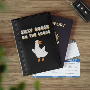 Funny Silly Goose On The Losse paspoorthouder, Gen Z kunstleren paspoorthoes voor dames, trendy reisetui cadeau