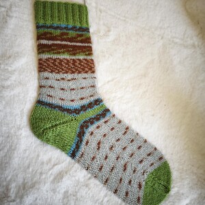 Socks hand-knitted unusual design, size 41-43 women men pattern socks, wool socks colorful, warm handmade, knitted slippers