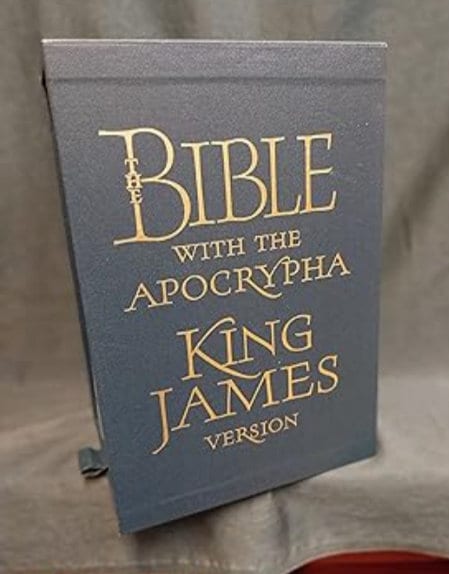 The King James Holy Bible with Apocrypha