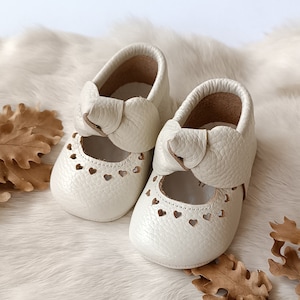 Chaussures de bébé en cuir véritable fabriquées à la main - Chaussures élégantes et confortables pour bébés