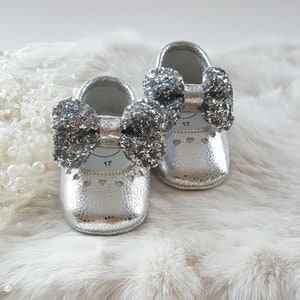 Handcrafted Genuine Leather Baby Shoes - Stylish & Comfortable Footwear for Infants image 2