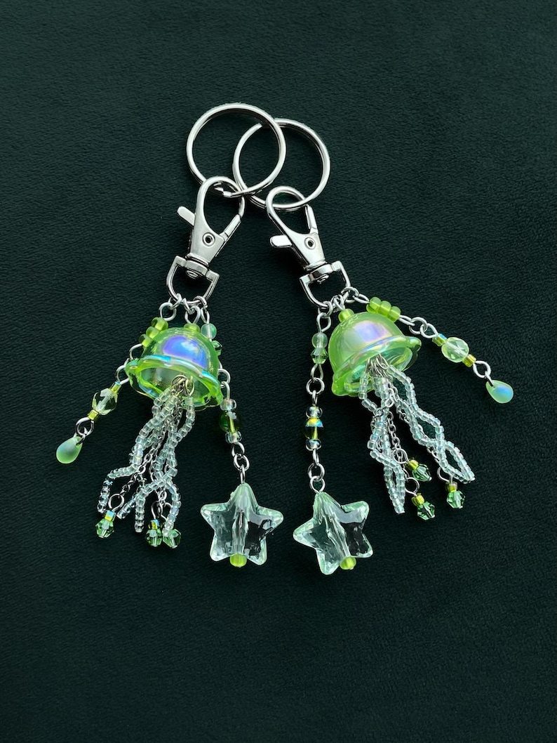 Llavero de medusa hecho a mano con cuentas / Llaveros divertidos Green (bright)
