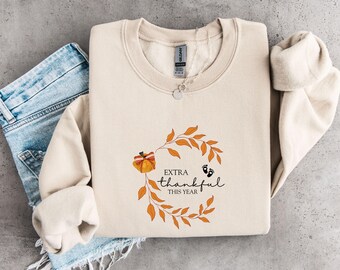 Thanksgiving Maternity Sweatshirt, Thanksgiving Pregnancy Announcement, Pregnant Women Costume, Fall New Mom Sweater, Mama to Be Sweater